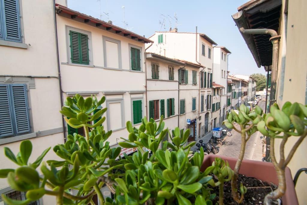 Romantic Apt In San Frediano Firenze Bagian luar foto
